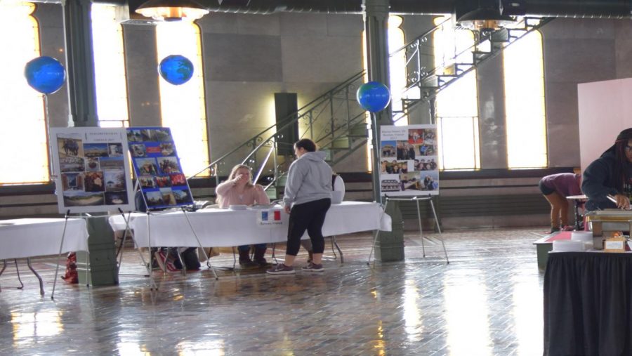 Students presenting to each other about studying abroad. Photo by Zineb Hajjaj.