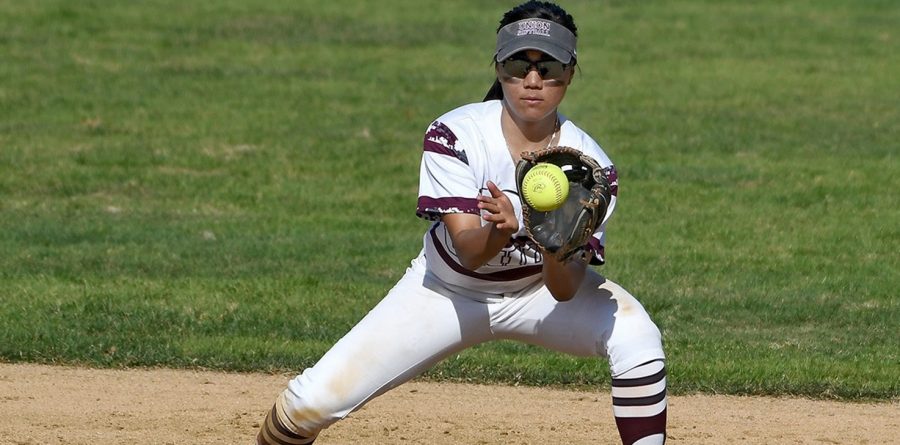 Dutchwomen’s defense allowed eight runs in losing effort against RPI.