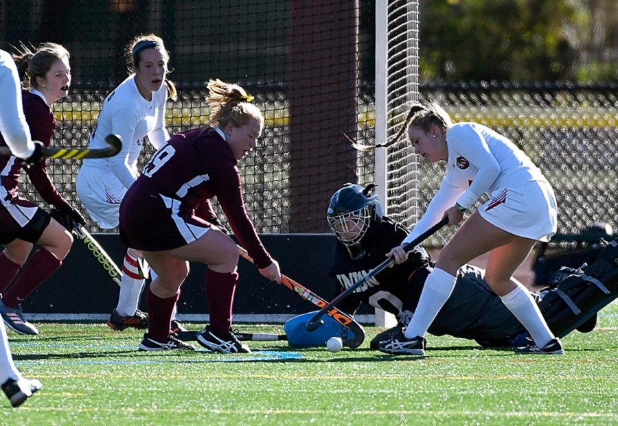 Union Heather Poisson ’21 trying to defend the Dutchwomen goal against Stevens. Image courtesy of Ross LaDue. 