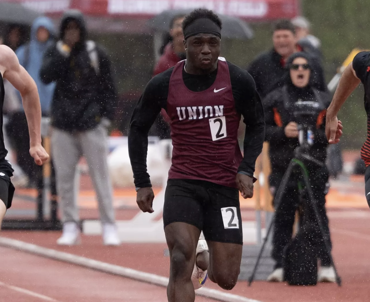Nate Okwaning running his personal best in the 100m.