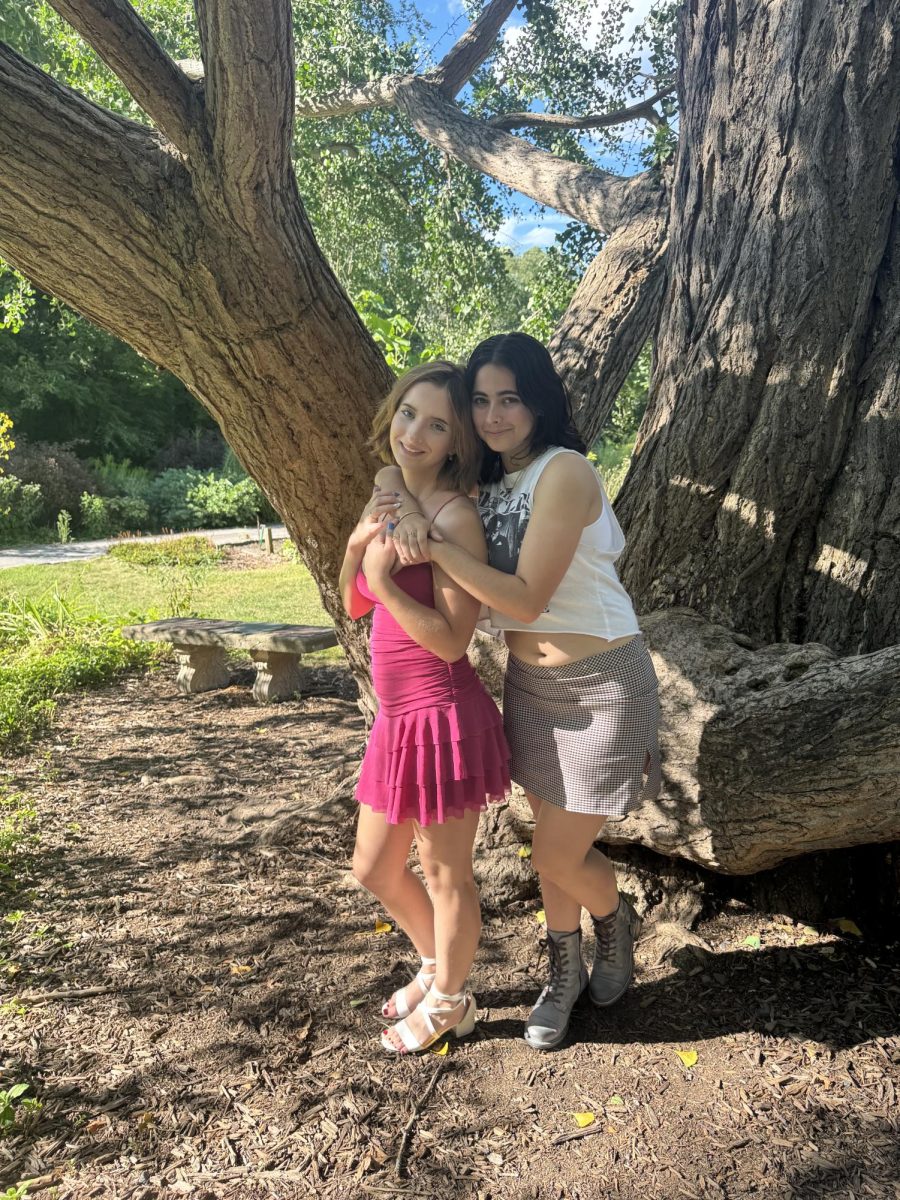 Naomi Nayor ‘28 and Natalia Kilejka ‘28 in Jackson’s Garden during the first week of the new school year. 