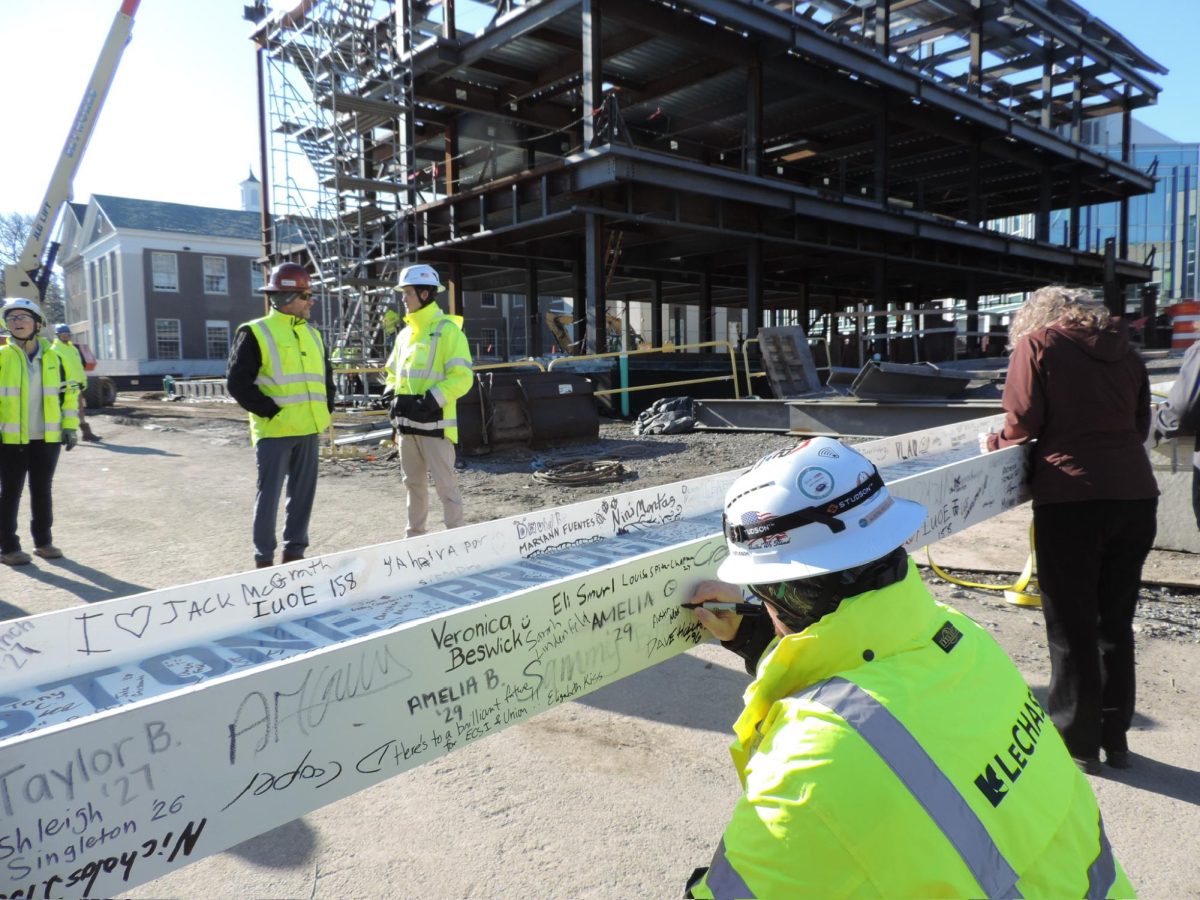 Signing of the beam at the Topping-off Ceremony